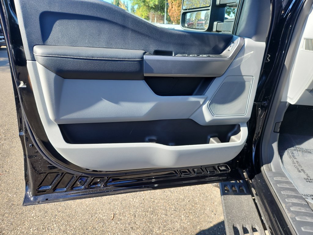 New 2027 Ford F250 XLT w/ Tremor Off-Road Package AWD/4WD image 14