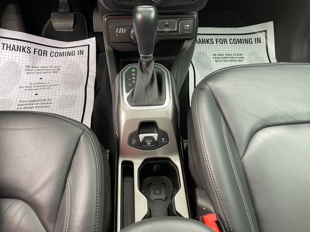 Used 2021 Jeep Renegade Limited w/ Sun & Sound Group image 22