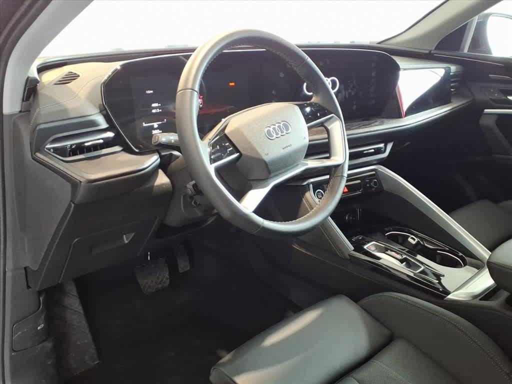Used 2025 Audi Q5 Premium w/ Premium Plus AWD/4WD image 9