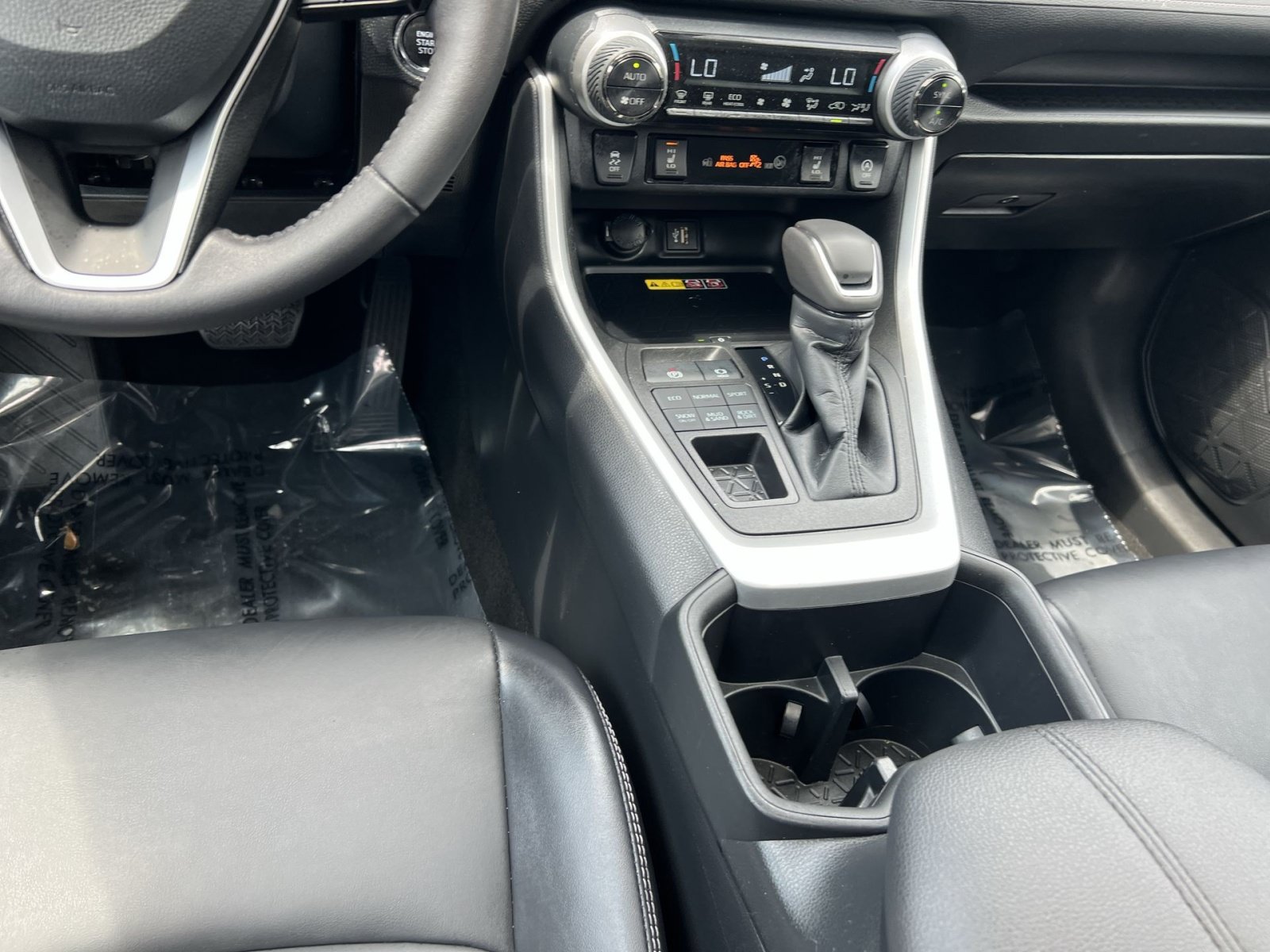 Used 2023 Toyota RAV4 XLE Premium AWD/4WD image 22