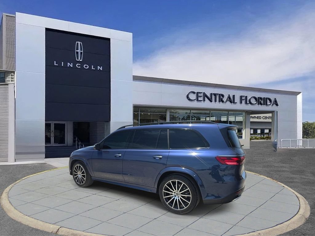 Used 2026 Mercedes-Benz GLS 450 4MATIC image 9