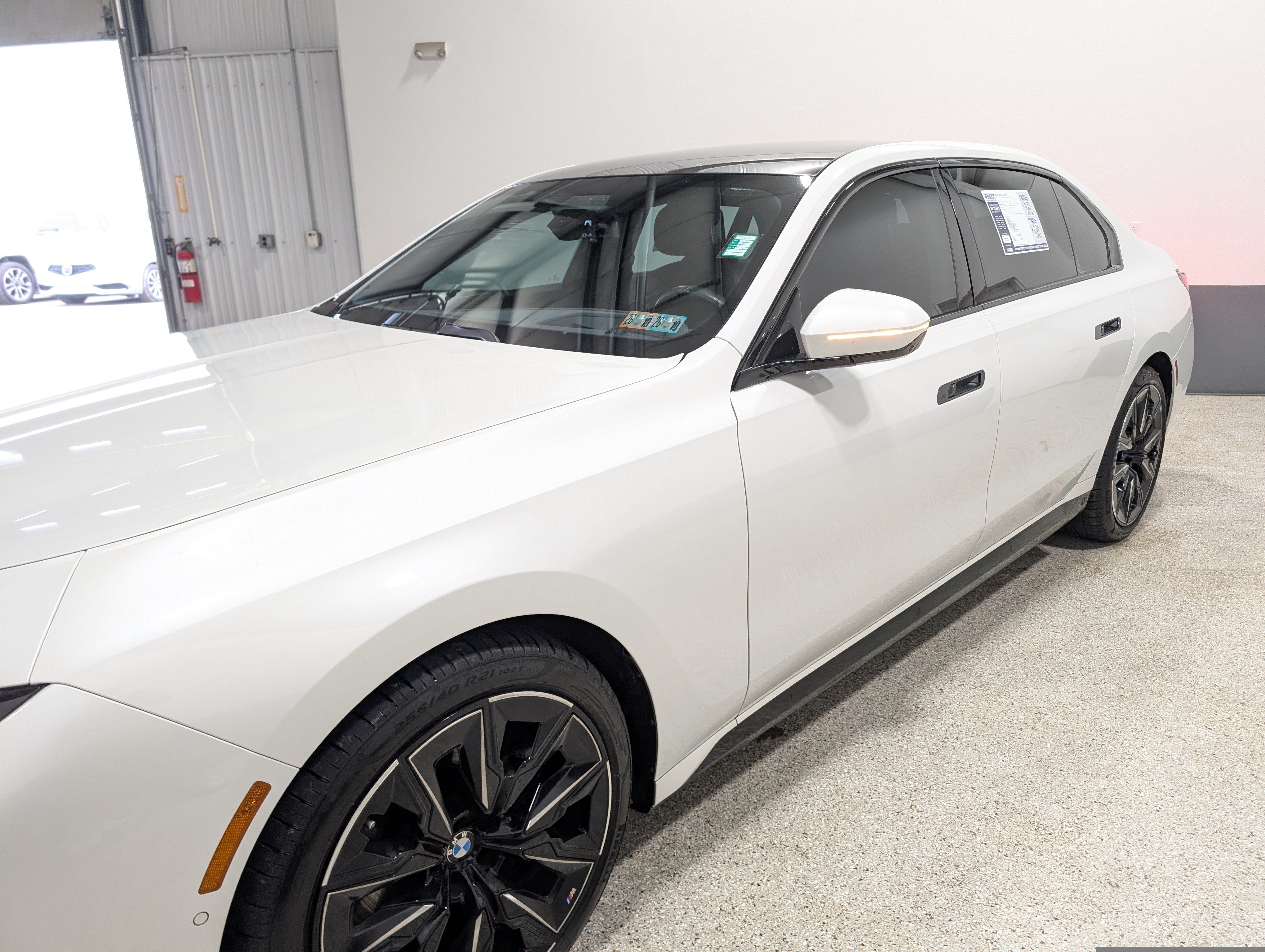 Used 2023 BMW 760i xDrive w/ Executive Package AWD/4WD image 7