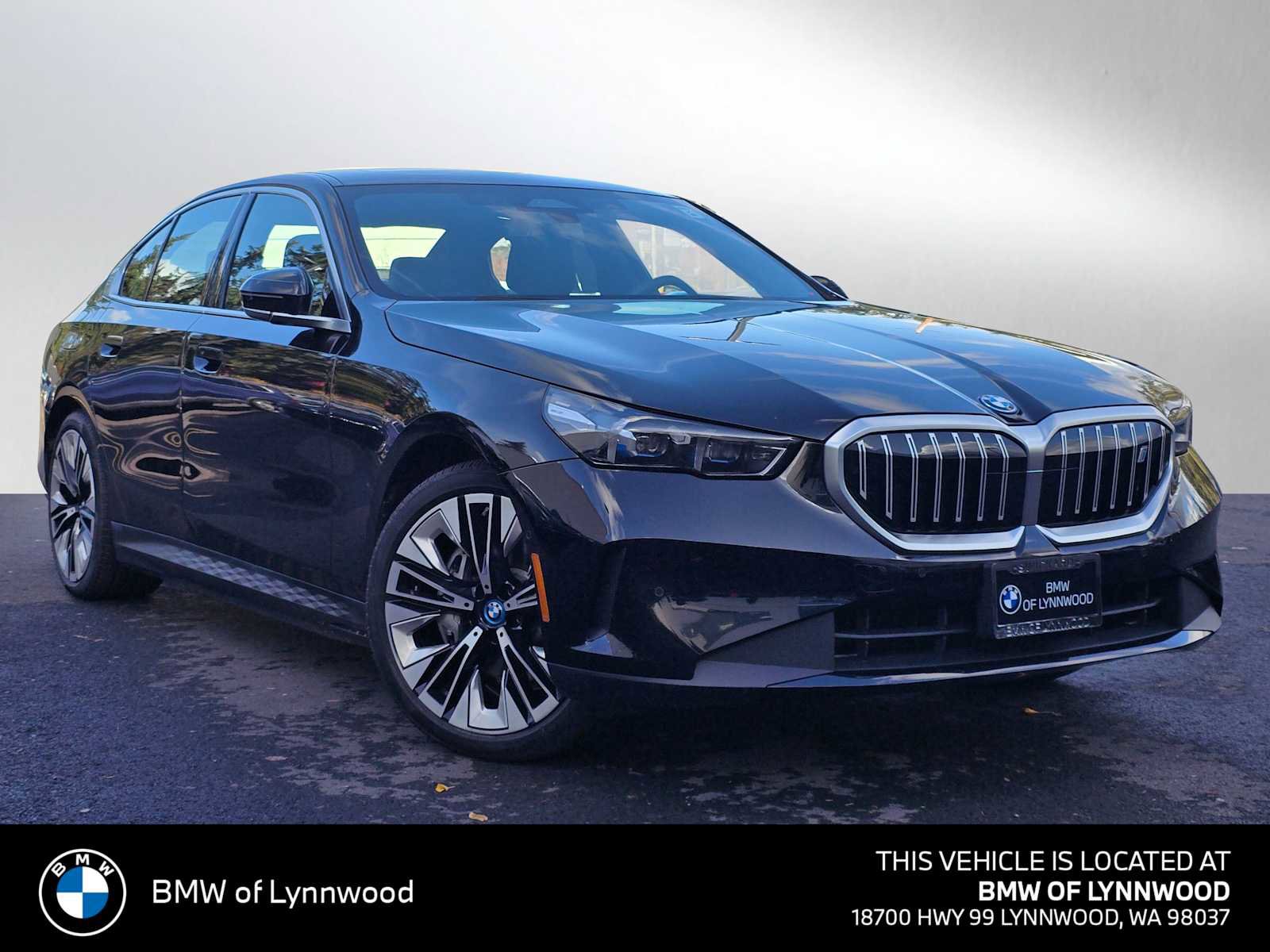 Used 2024 BMW i5 eDrive40i w/ Convenience Package