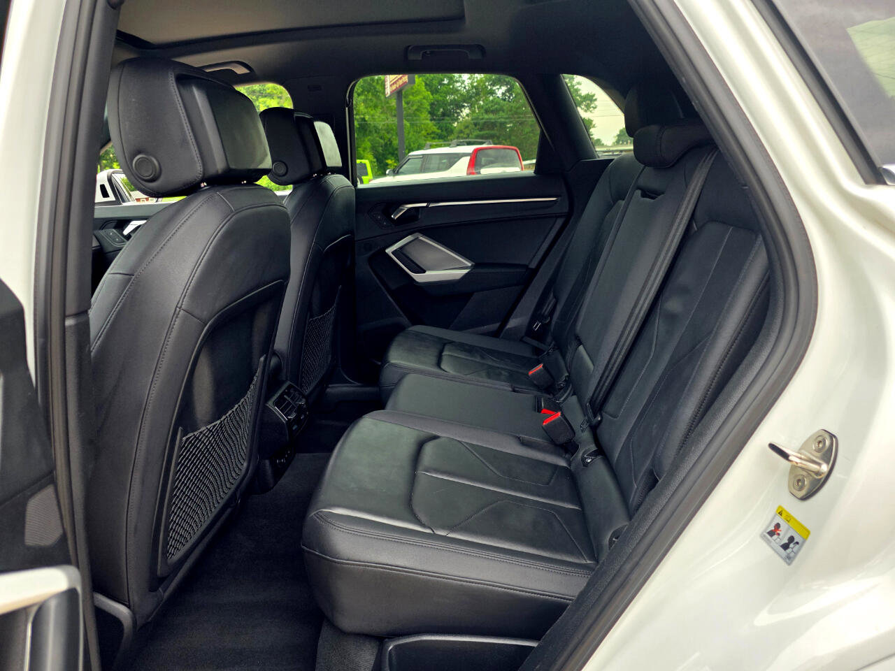 Used 2024 Audi Q3 2.0T Premium image 12