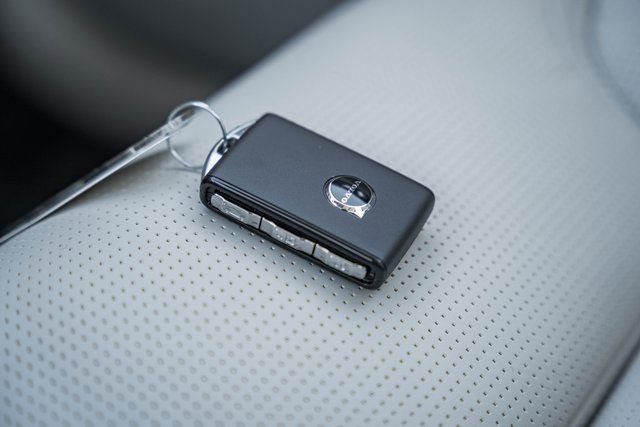 New 2026 Volvo XC60 B5 Ultra w/ Protection Package Premier AWD/4WD image 44