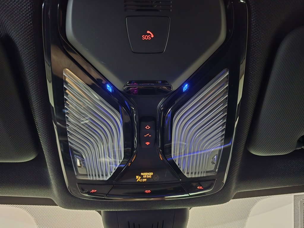 Used 2022 BMW X5 xDrive40i w/ M Sport Package image 37