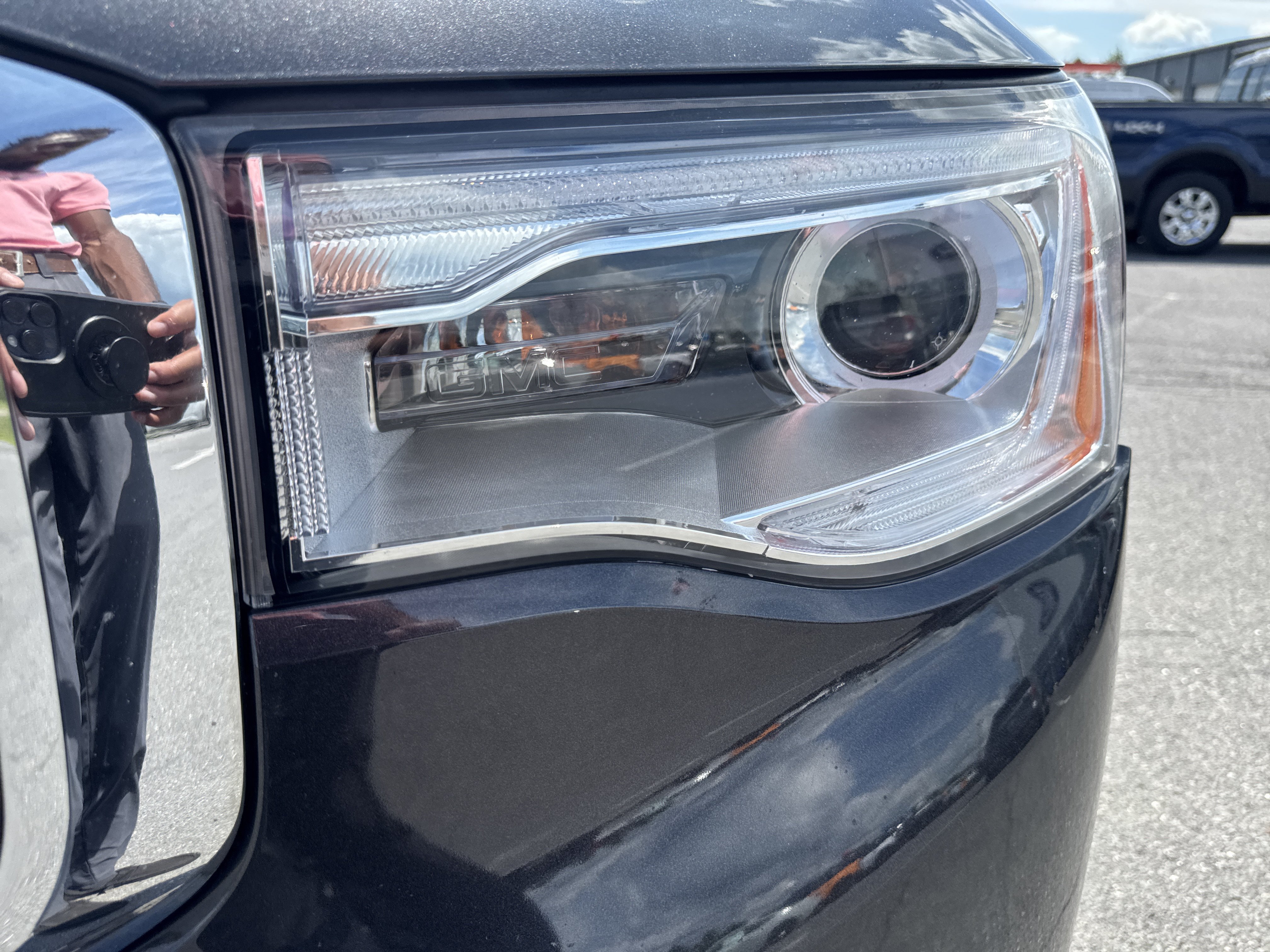 Used 2018 GMC Acadia Denali w/ Technology Package AWD/4WD image 10