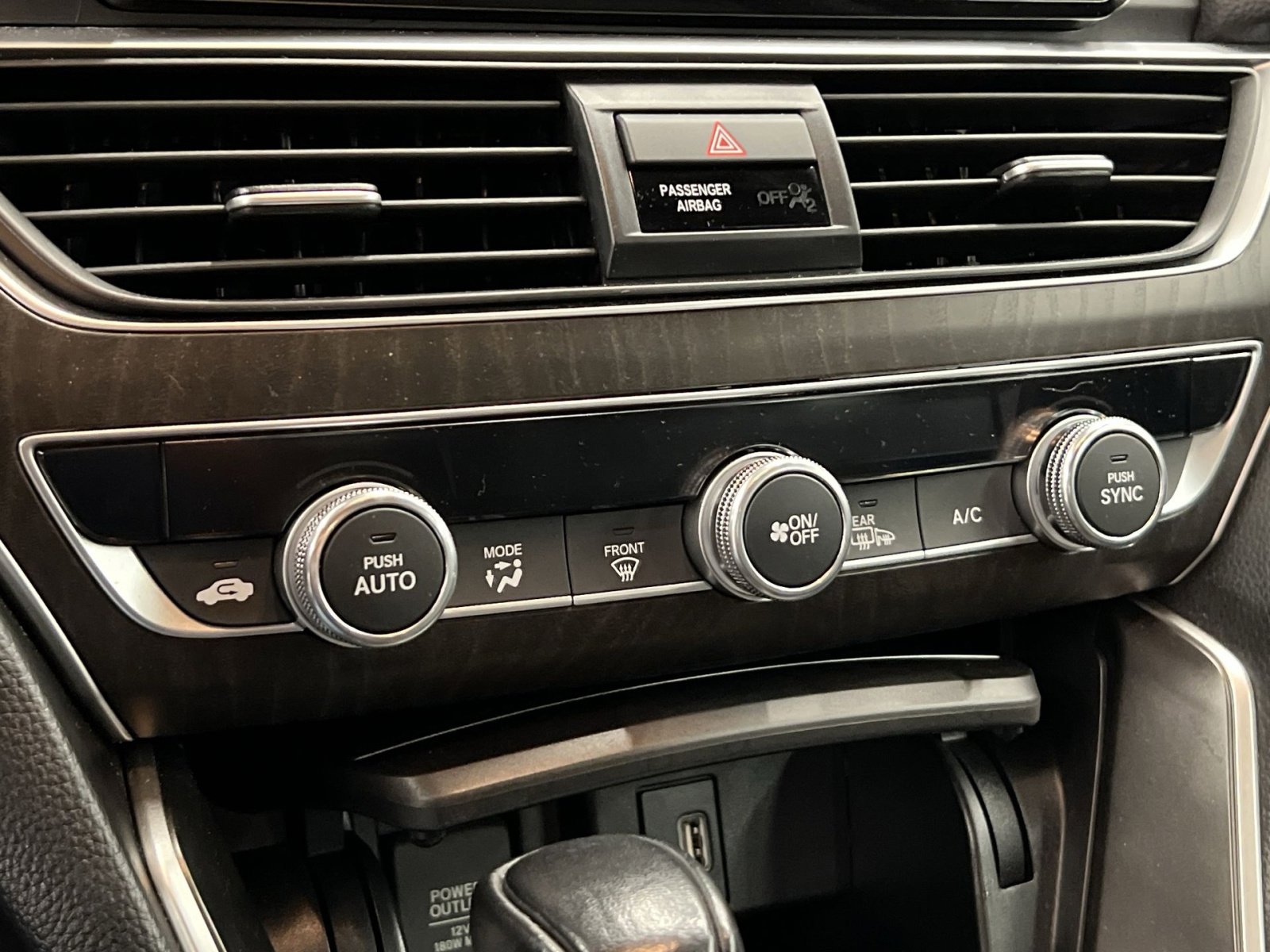 Used 2019 Honda Accord EX-L image 16