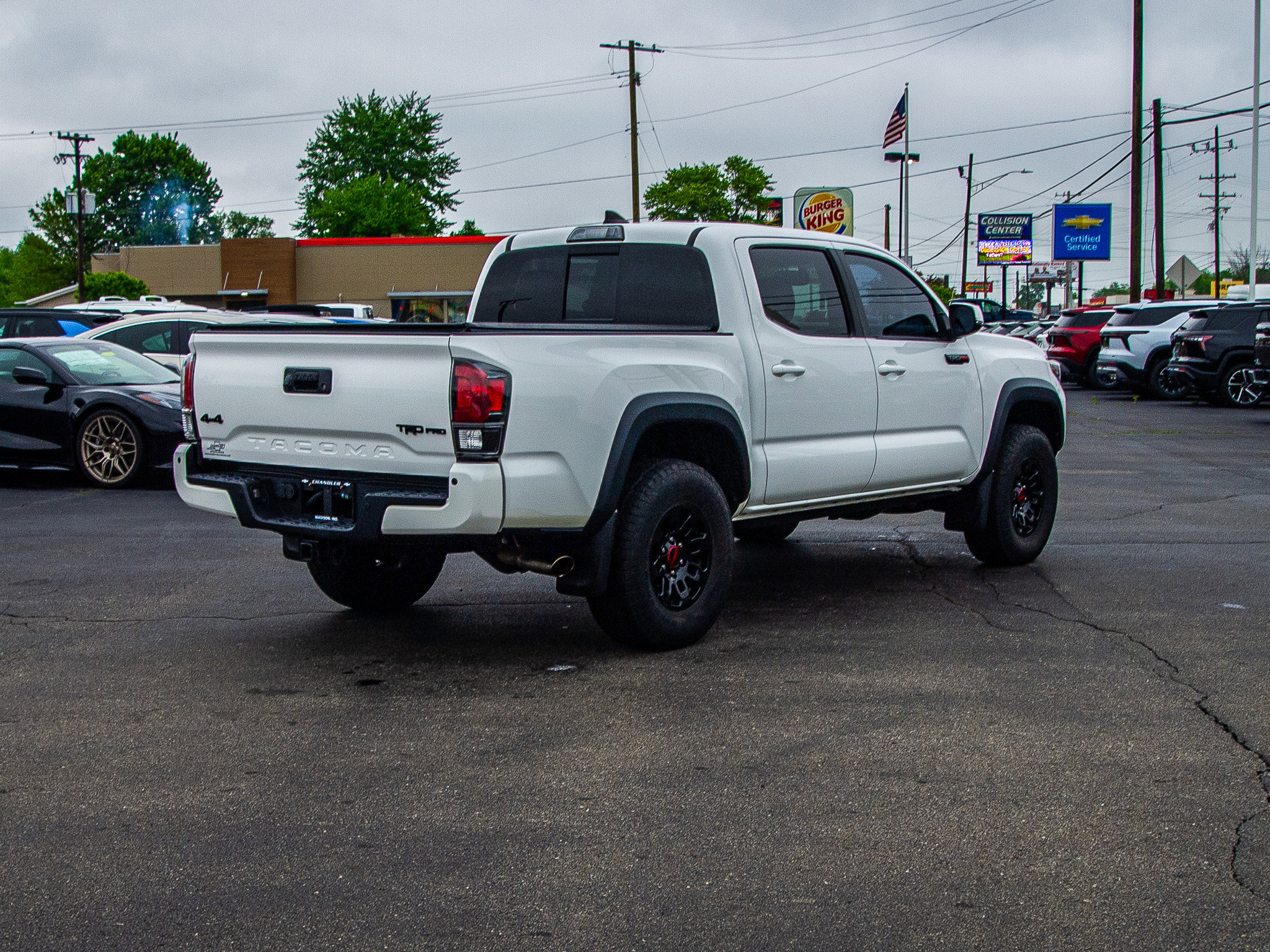 Used 2017 Toyota Tacoma TRD Pro AWD/4WD image 7
