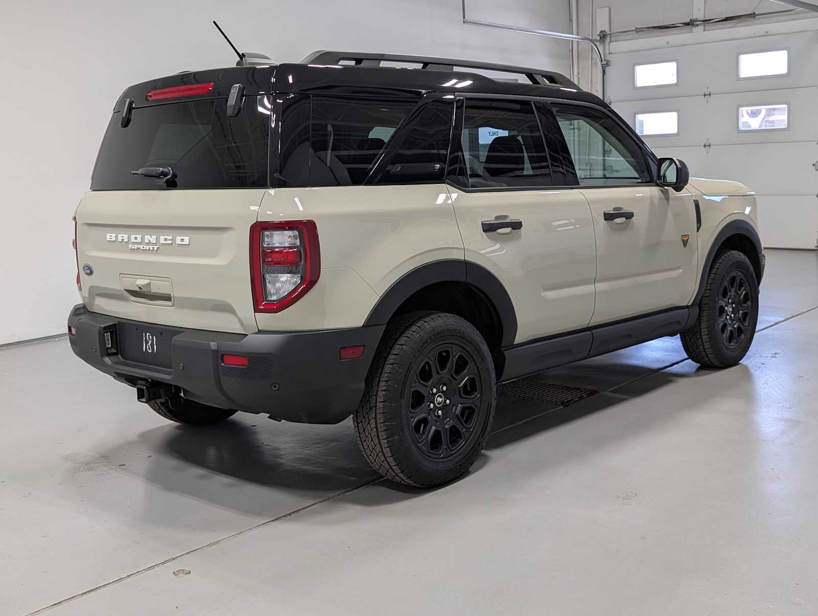 Certified 2025 Ford Bronco Sport Badlands w/ Badlands Tech Package AWD/4WD image 8