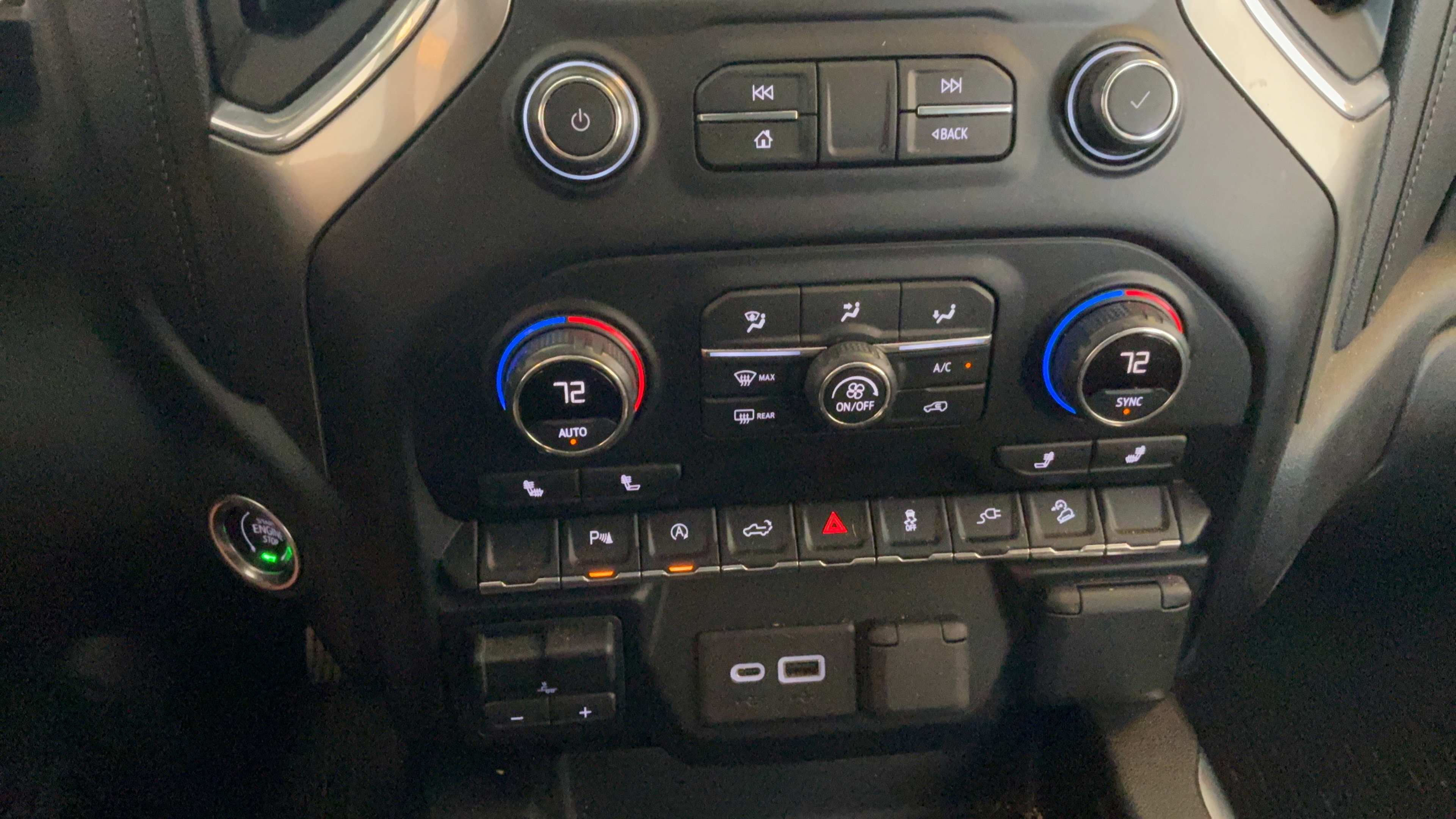 Used 2021 Chevrolet Silverado 1500 LT Trail Boss w/ Convenience Package II AWD/4WD image 14