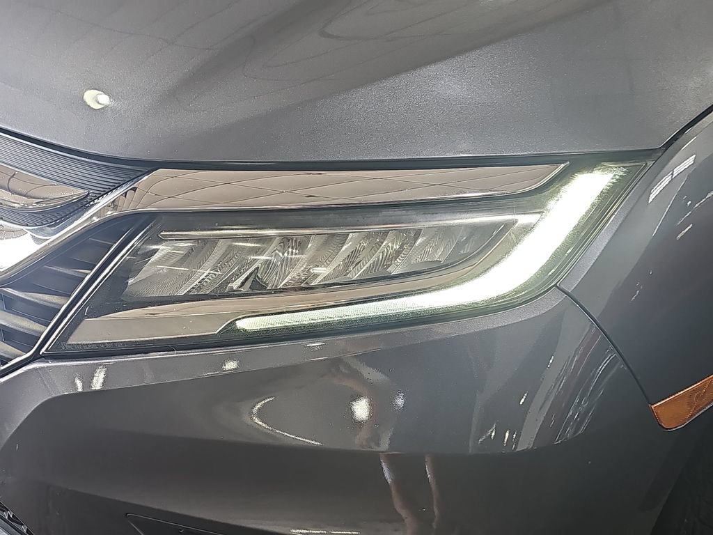 Used 2018 Honda Odyssey Touring image 39