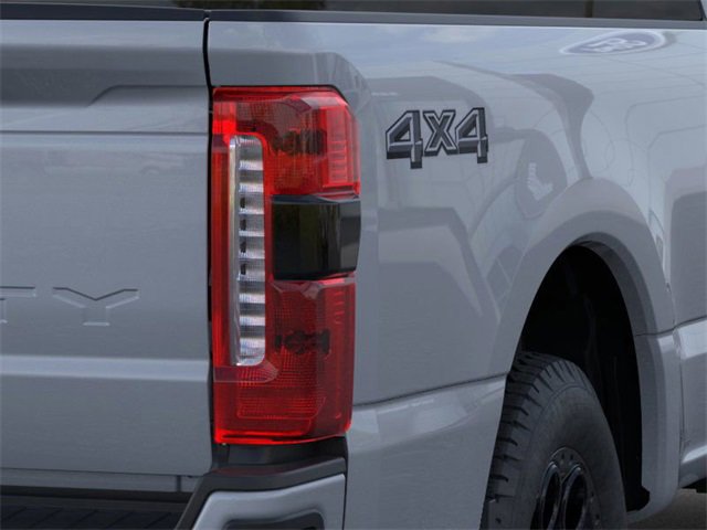 New 2026 Ford F250 Lariat w/ Black Appearance Package image 21