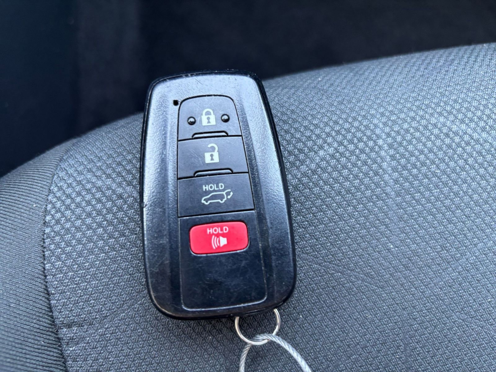 Used 2025 Toyota RAV4 XLE w/ Convenience Package AWD/4WD image 21