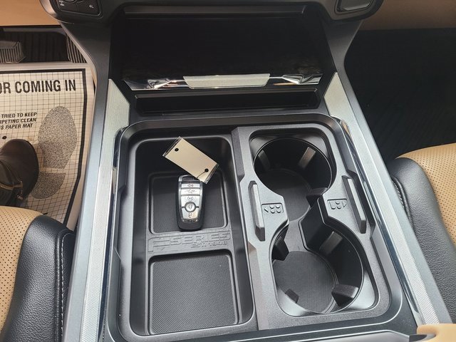 Used 2024 Ford F350 Lariat w/ Lariat Ultimate Package image 16