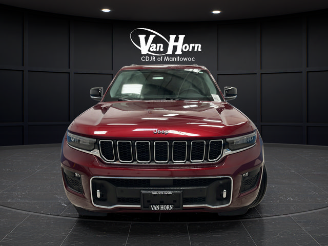 Used 2023 Jeep Grand Cherokee Overland w/ Luxury Tech Group IV AWD/4WD image 8