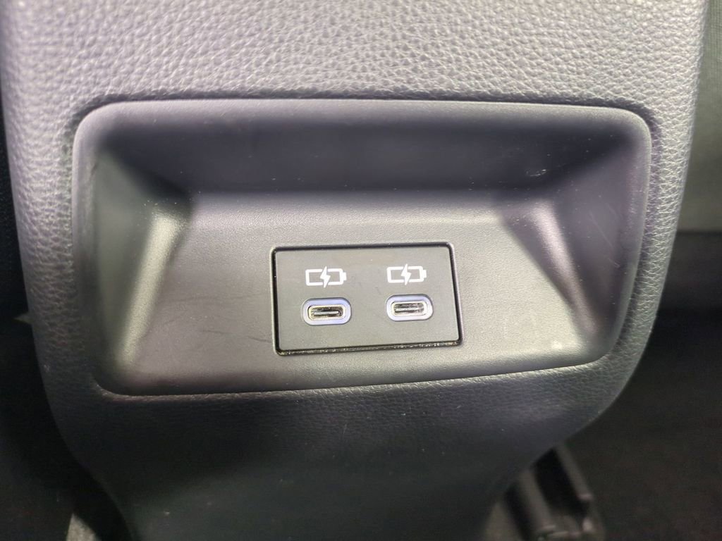 Used 2023 Toyota Corolla LE image 15