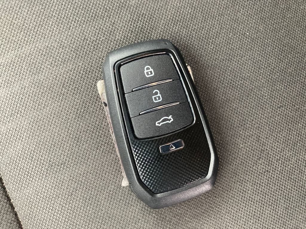 Used 2022 Chevrolet Trax LT w/ Driver Confidence Package image 33