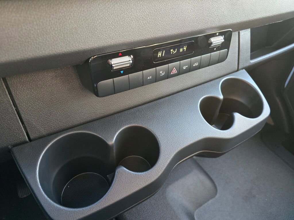 New 2025 Mercedes-Benz Sprinter 2500 image 21
