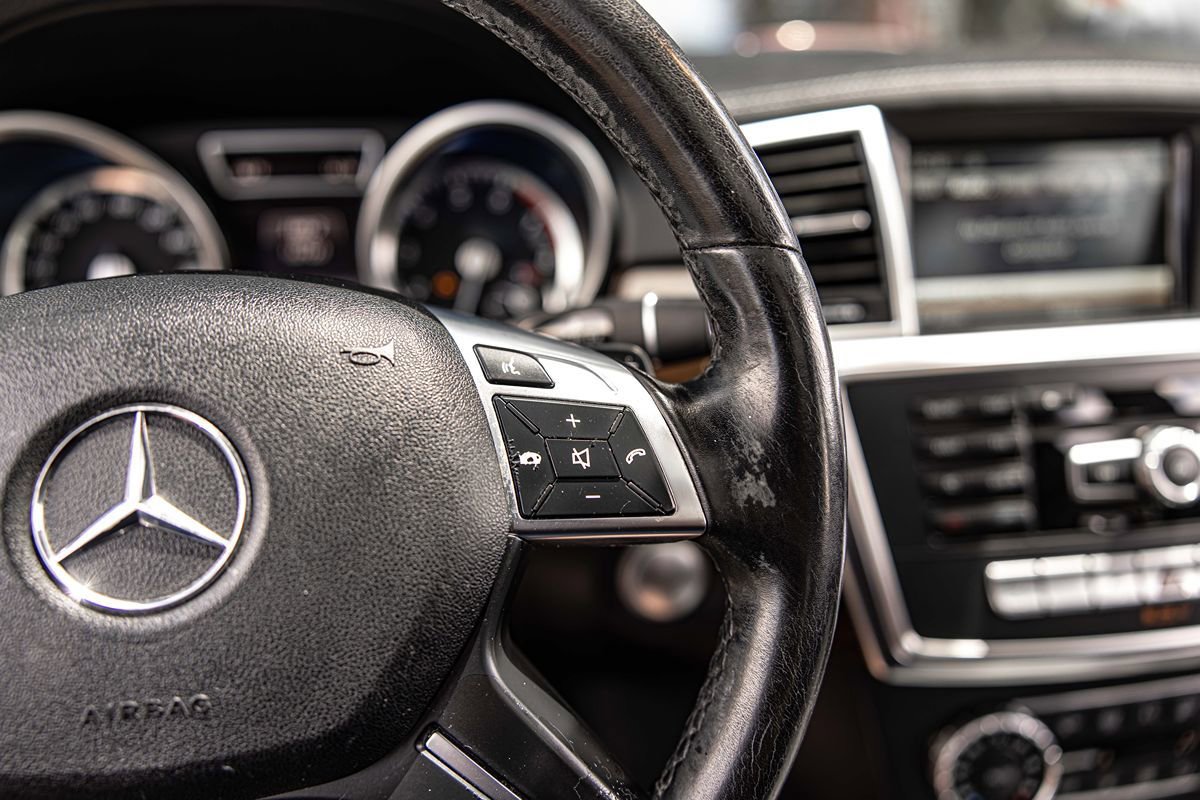Used 2014 Mercedes-Benz GL 450 4MATIC image 27