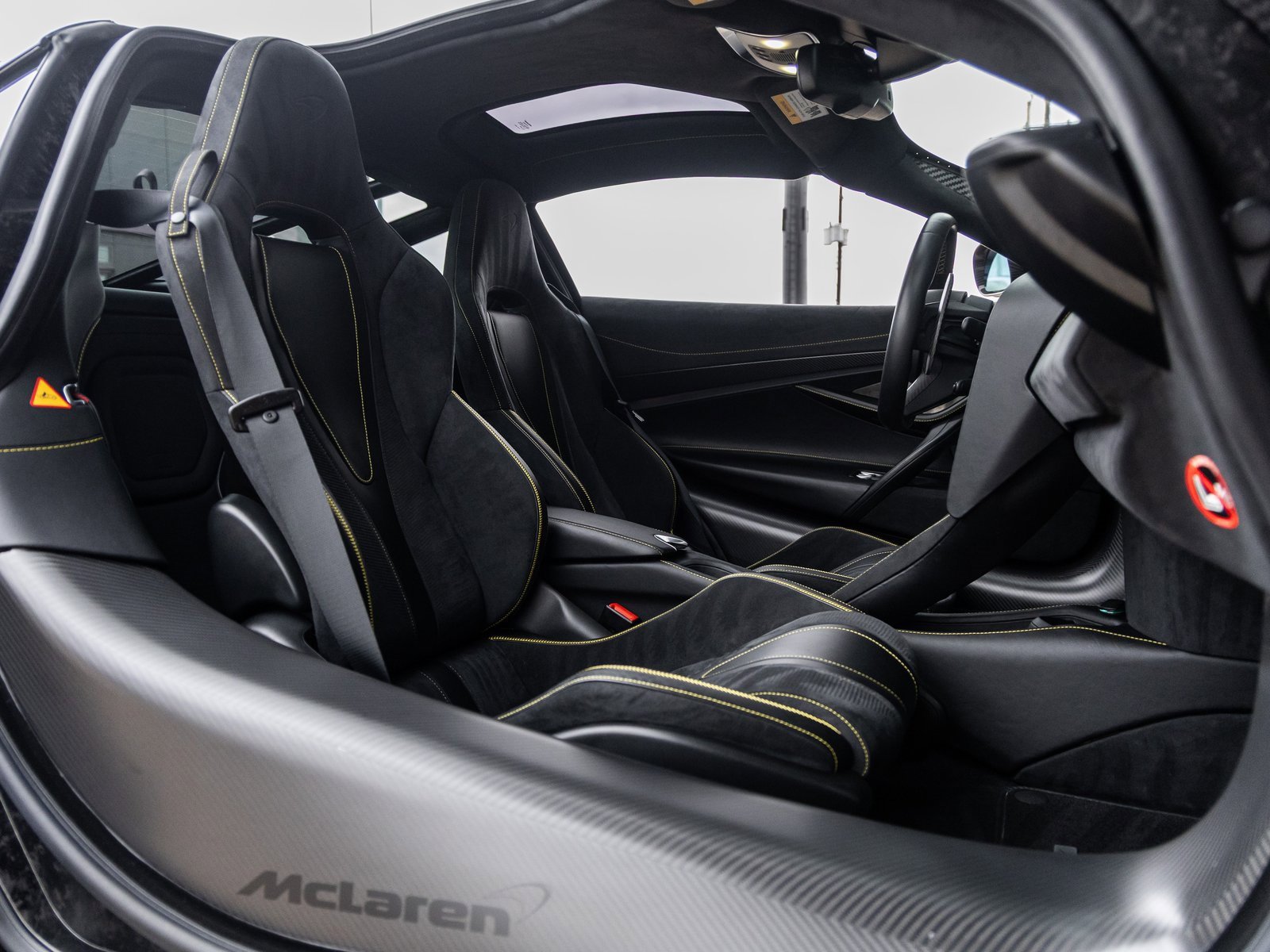 Used 2019 McLaren 720S image 39