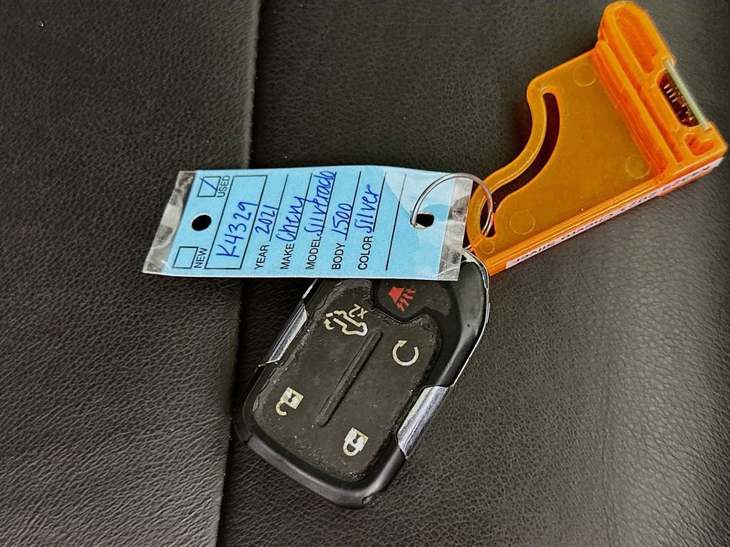 Used 2021 Chevrolet Silverado 1500 LT Trail Boss w/ Convenience Package II image 36