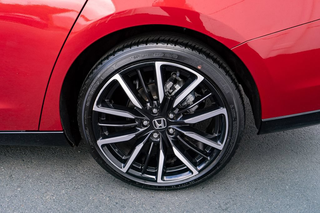 Certified 2023 Honda Accord Touring image 33