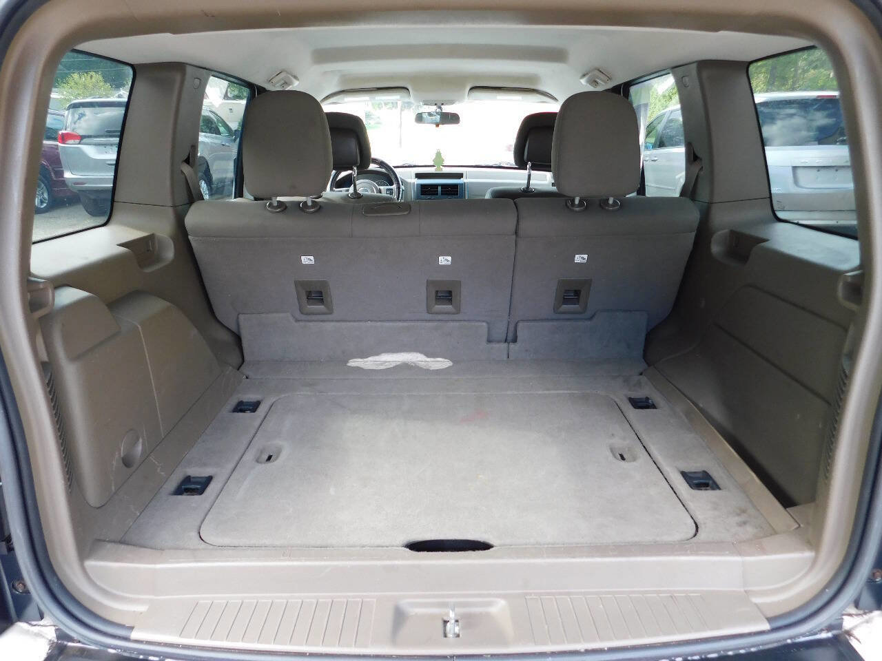 Used 2011 Jeep Liberty Sport w/ Popular Equipment Group image 16