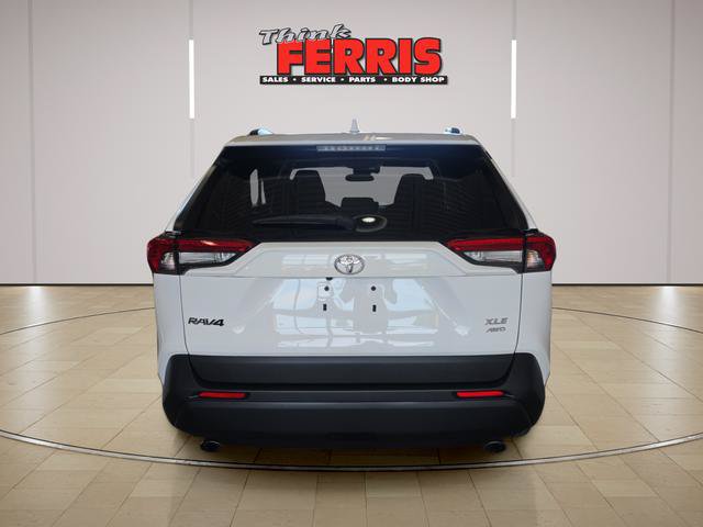 Used 2023 Toyota RAV4 XLE w/ Convenience Package AWD/4WD image 4