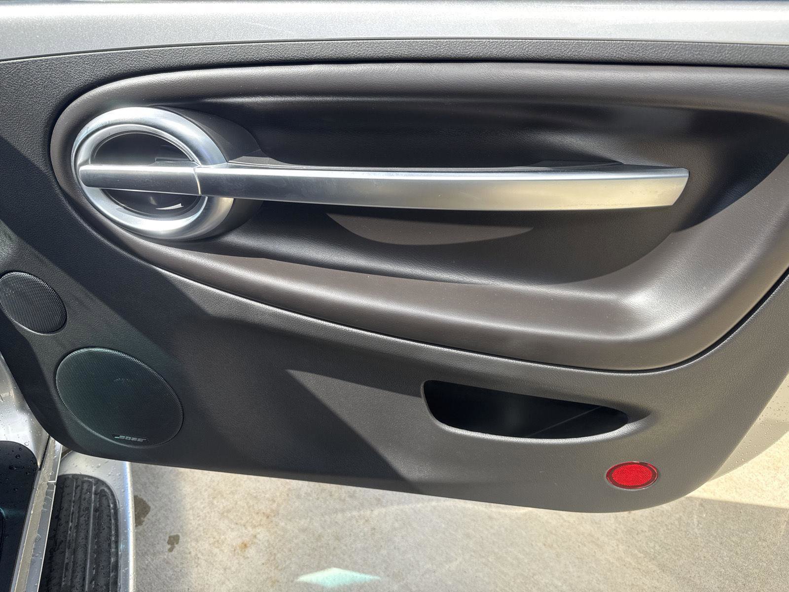 Used 2006 Chevrolet SSR w/ Preferred Equipment Group RWD image 14