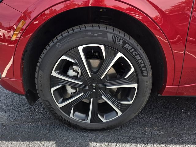 Used 2025 Lincoln Nautilus Reserve image 28