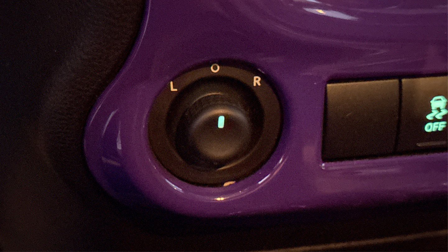 Used 2013 Jeep Wrangler Unlimited Sahara w/ Connectivity Group image 30