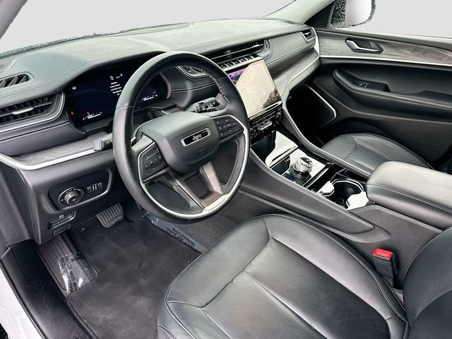 Used 2021 Jeep Grand Cherokee L Limited RWD image 10
