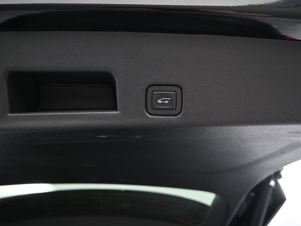 Used 2025 Buick Enclave Preferred image 46