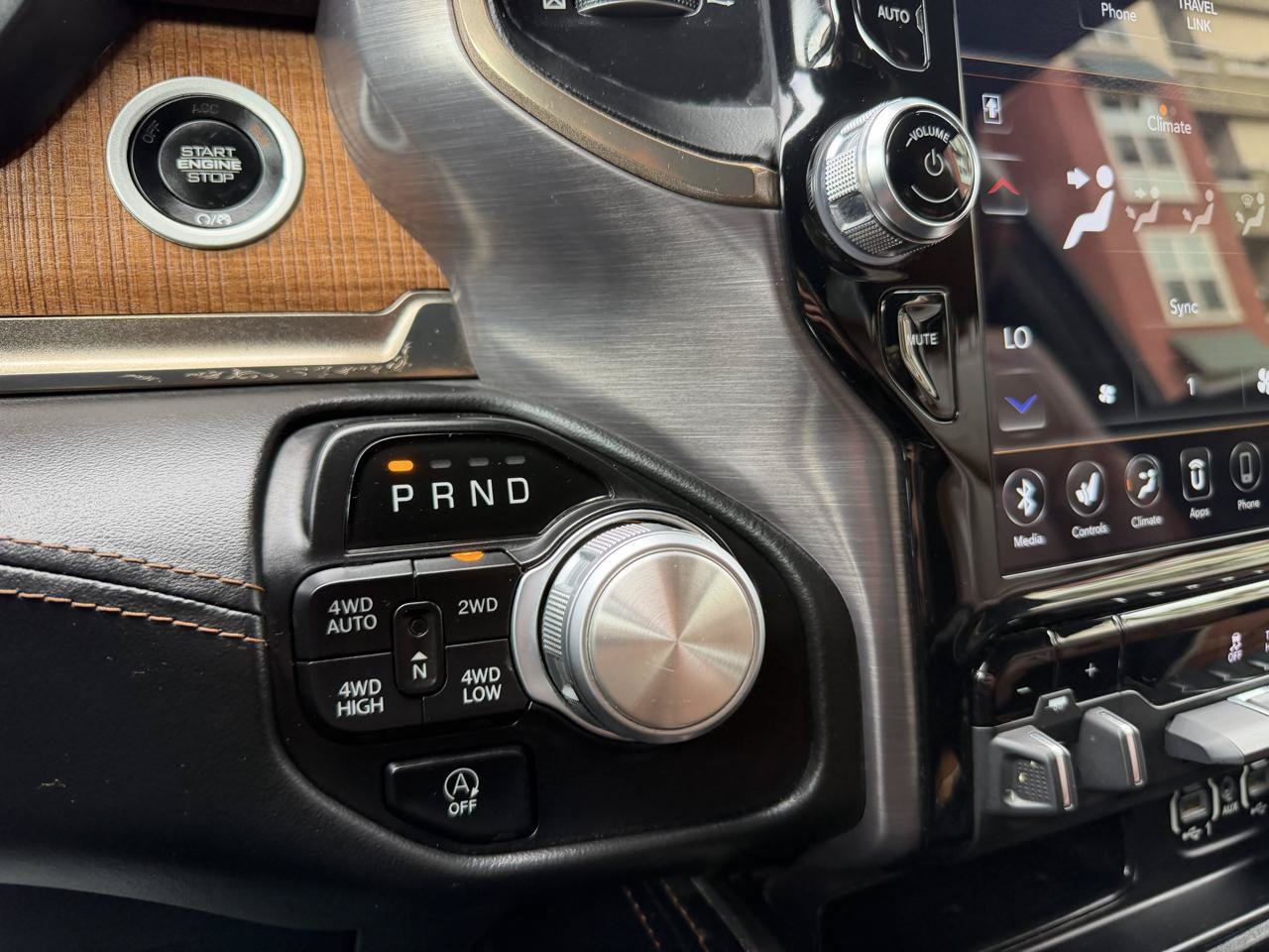 Used 2021 RAM 1500 Limited AWD/4WD image 93