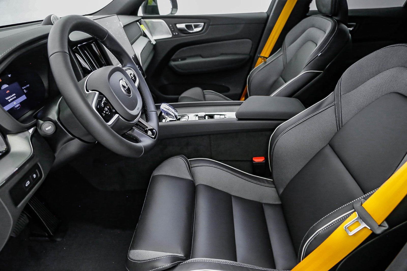 New 2026 Volvo XC60 T8 Polestar w/ Protection Package Premier image 17