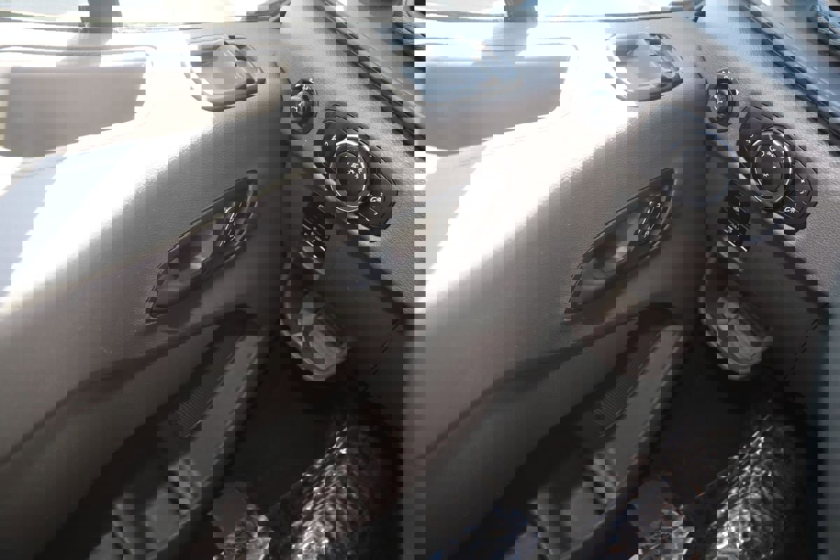 Used 2022 Ford Transit 350 XLT image 29