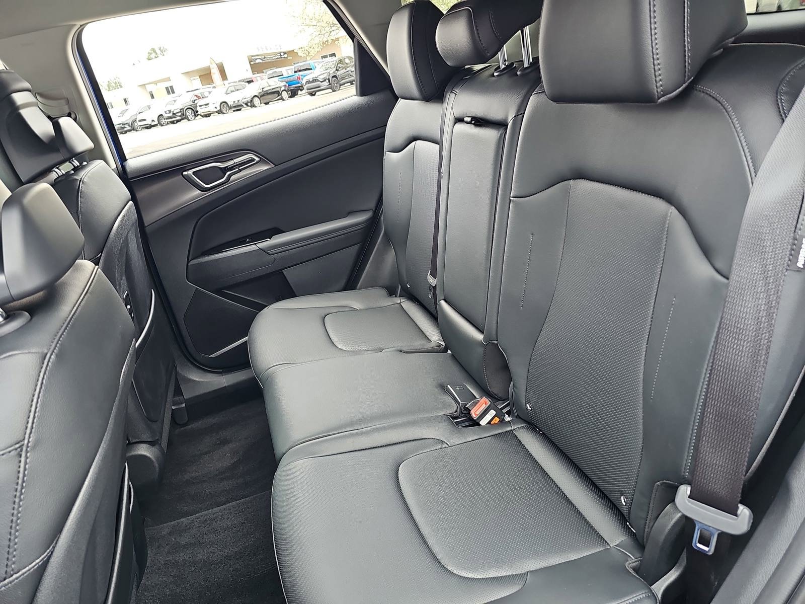 New 2025 Kia Sportage EX FWD image 14