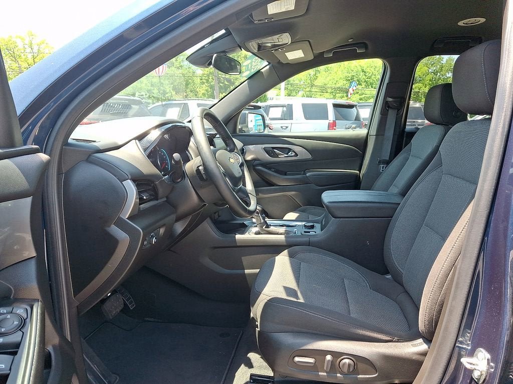 Certified 2023 Chevrolet Traverse LT AWD/4WD image 15