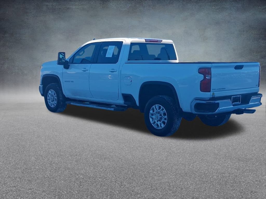 Used 2024 Chevrolet Silverado 2500 LT image 10