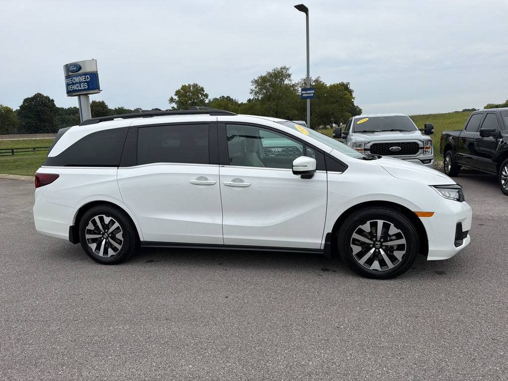 Used 2026 Honda Odyssey EX-L image 4