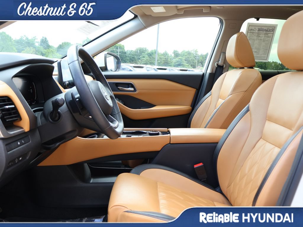 Used 2023 Nissan Rogue Platinum w/ Platinum Premium Package AWD/4WD image 25