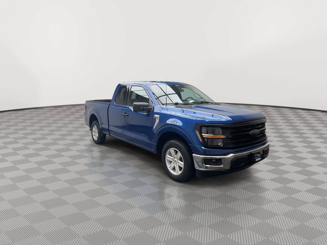 Certified 2025 Ford F150 XLT RWD image 30