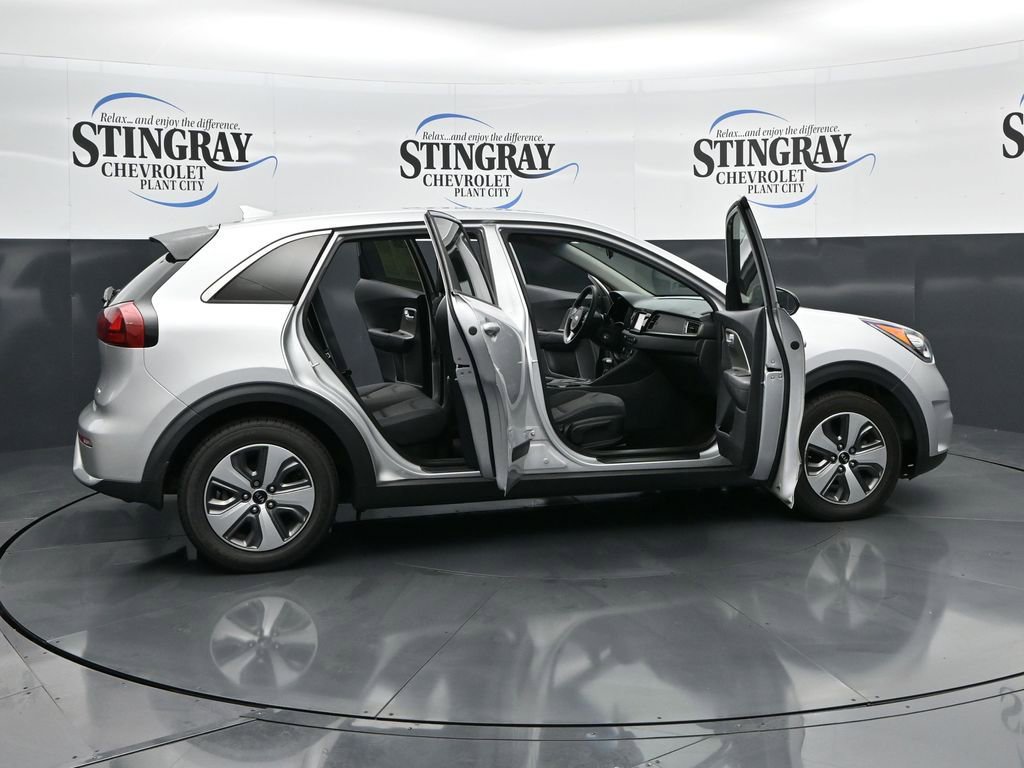 Used 2018 Kia Niro FE image 27