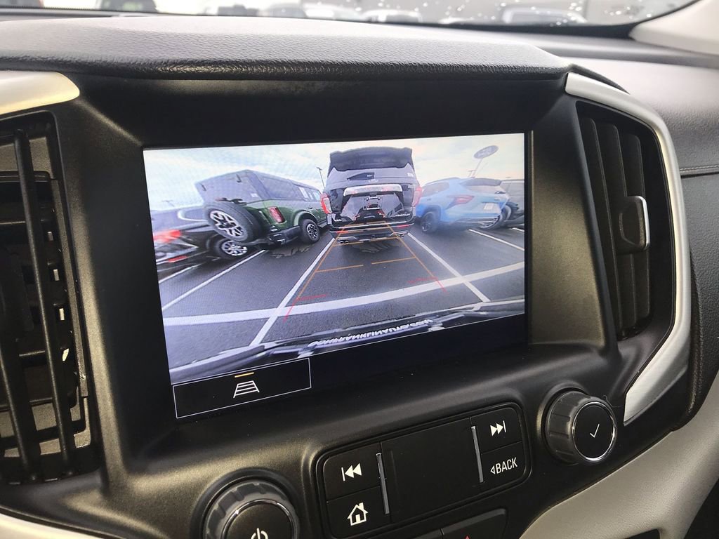 Used 2024 GMC Terrain SLT FWD image 17