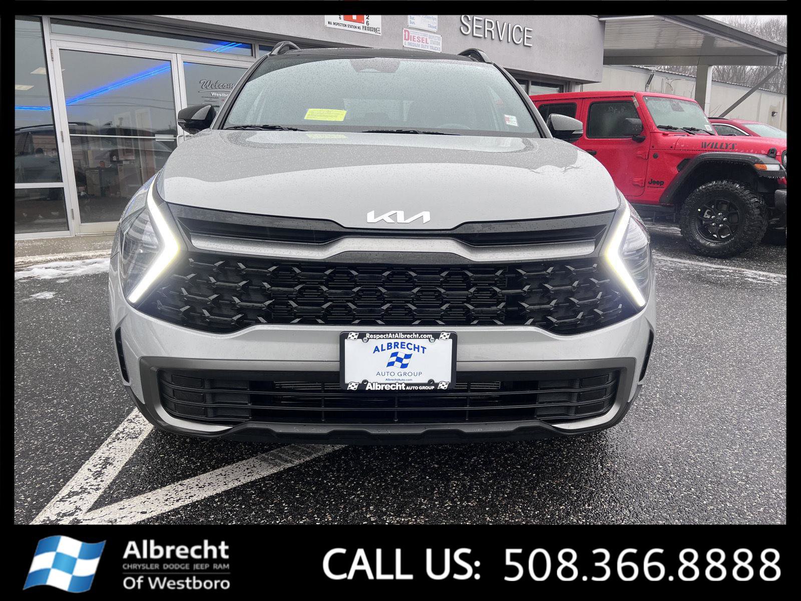 Used 2024 Kia Sportage X-Line w/ X-Line Premium Package image 8