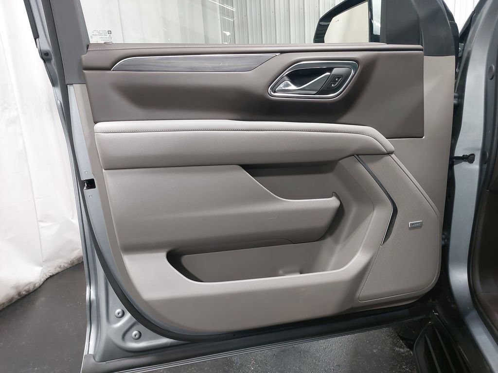 Used 2024 GMC Yukon SLT w/ Max Trailering Package image 30