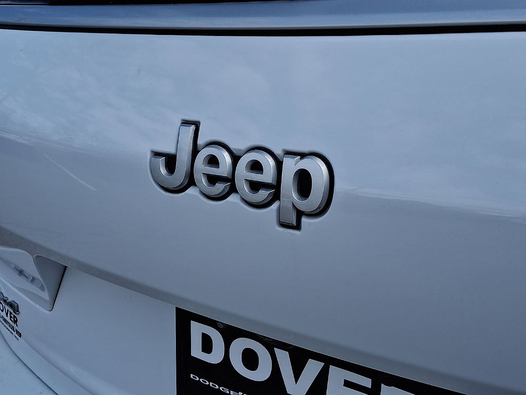 Certified 2025 Jeep Grand Cherokee L Summit AWD/4WD image 24