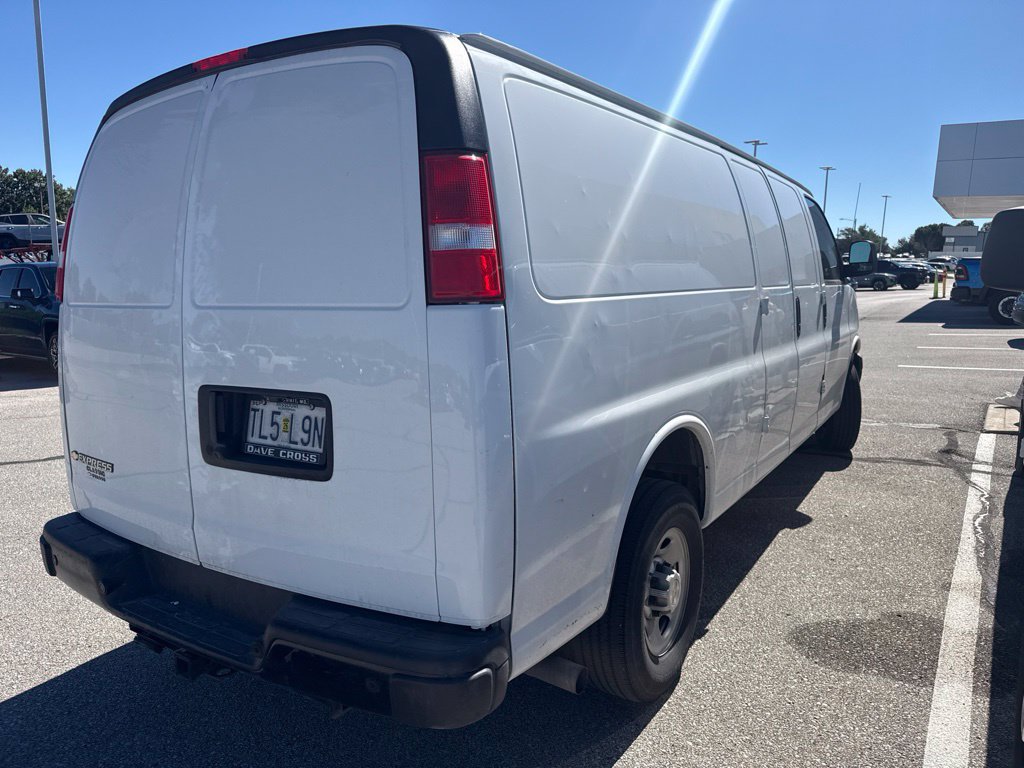 Used 2024 Chevrolet Express 2500 Extended w/ Driver Convenience Package RWD image 4