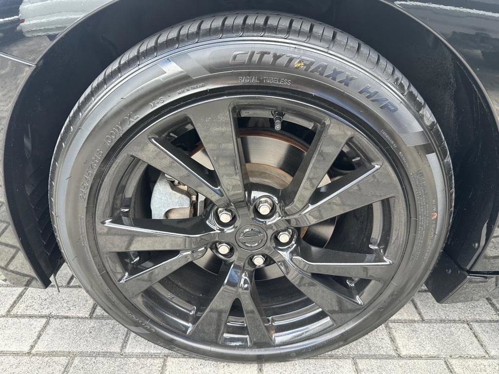 Used 2023 Nissan Maxima SR w/ Sport Mat Group FWD image 28